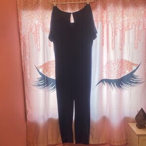 Elegant Black Jumpsuit with pockets